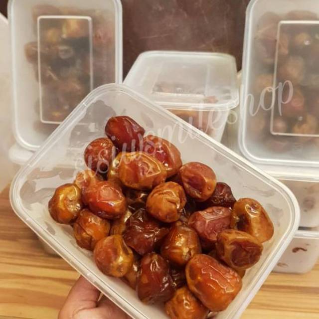 

Kurma | Kurma Sukkari KEMASAN 500GR DAN 1.000GR