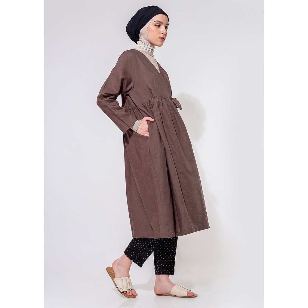 

Vandara Outer Brown