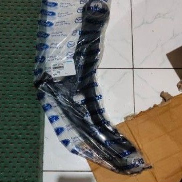 Lower arm sayap mazda 2
