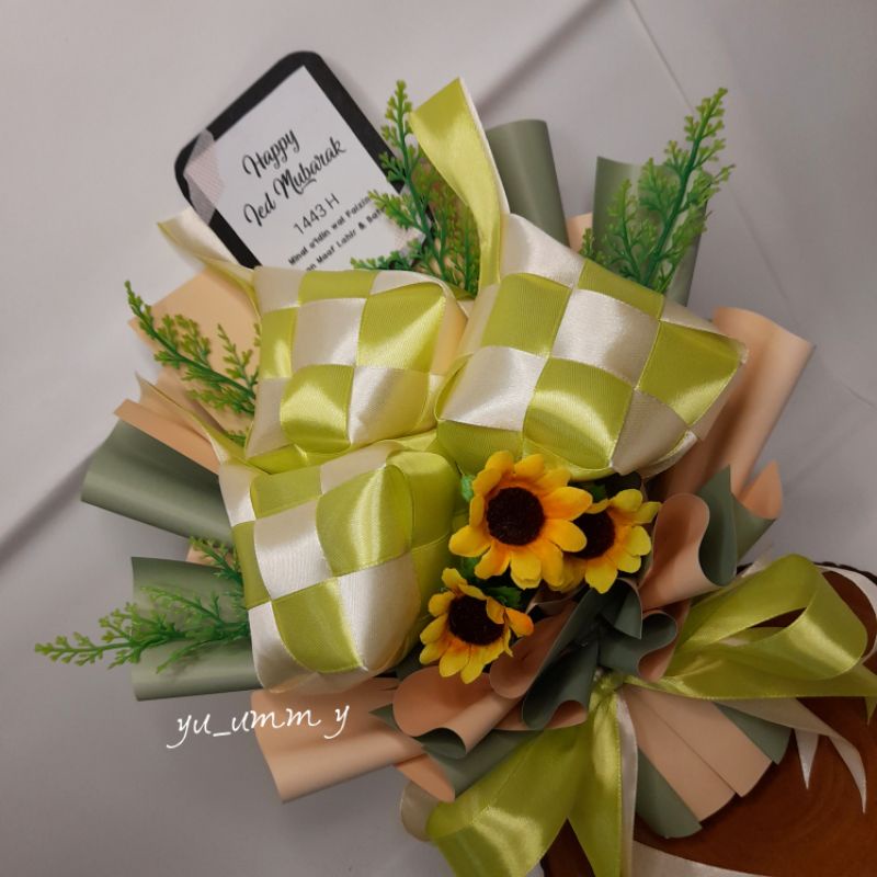 Parcel Lebaran/Buket Lebaran/Hampers Lebaran/Buket Ketupat/Bouquet Dried Flower Local Aesthetic/Hand