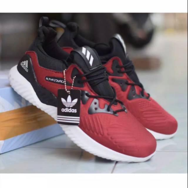 SEPATU SNEAKERS PRIA ADIDAS ALPHABOUNCE BEYOND MERAH