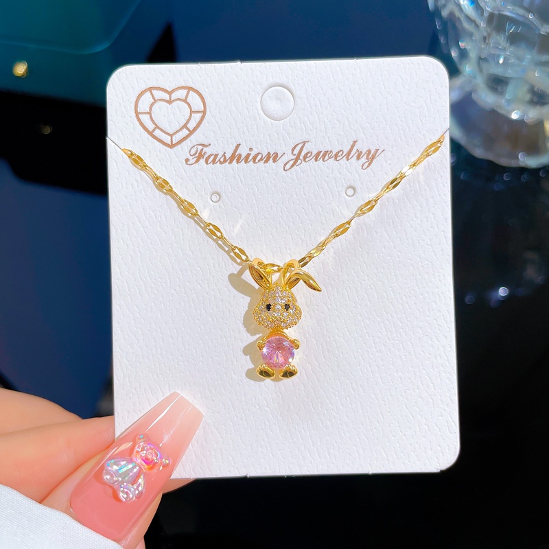 Kalung Liontin Kelinci Bahan Stainless Steel Lapis Emas 18K Hias Zircon Pink Untuk Wanita