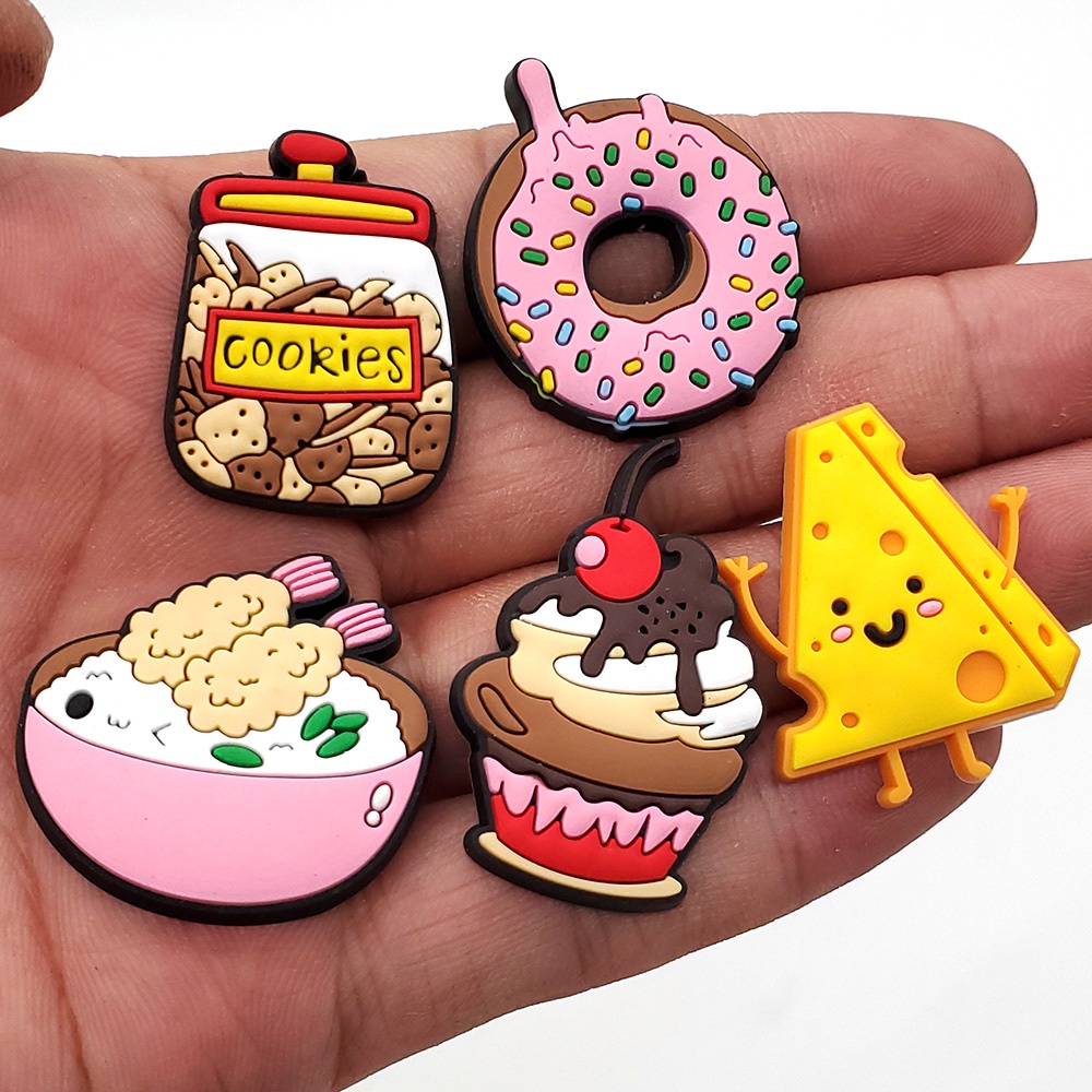 Jibbitz shoe charms Crocs Pin Makanan Hamburger/Kentang Goreng/Minuman Sandal decorate Lubang Sepatu accessories Motif Kartun DIY imut gesper sepatu Bahan