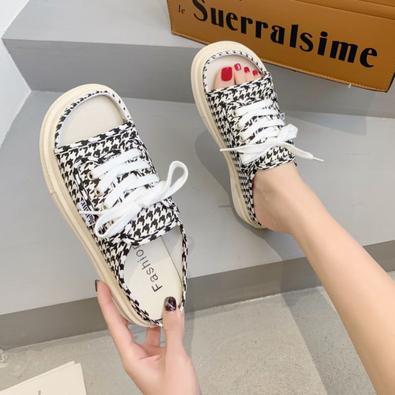 Sepatu Half Sneaker Tali Fashion Wanita Import VF01