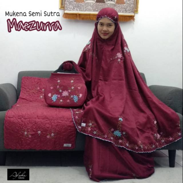 Mukena Dewasa Bordir Semi Sutra Maezurra