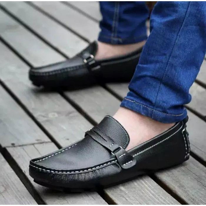 SEPATU KULIT SLIPON PRIA MODEL SANTAI