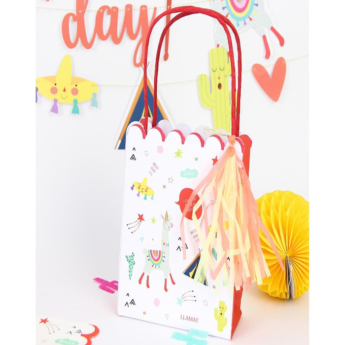 

Mainan Edukasi Bydesign - Cowry Paper Bag (Red) / 12W0008LL