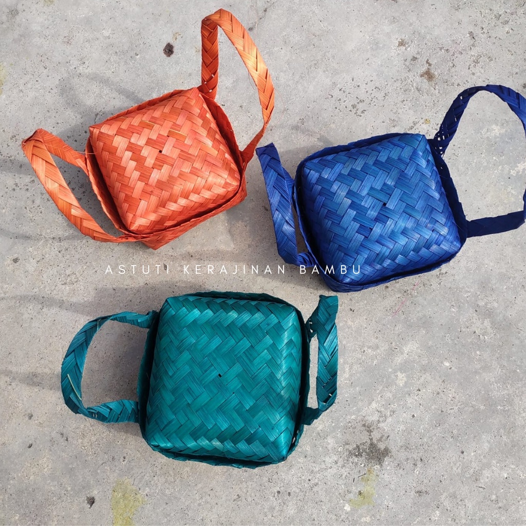 Besek Jinjing 15 x 15 cm Warna Unik Besek Cangking Besek Makanan Tradisional Besek Bambu Besek Tas