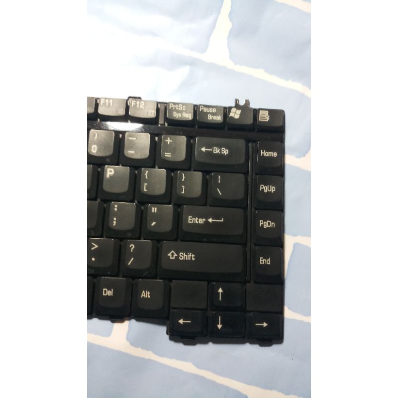 keyboard laptop toshiba m100
