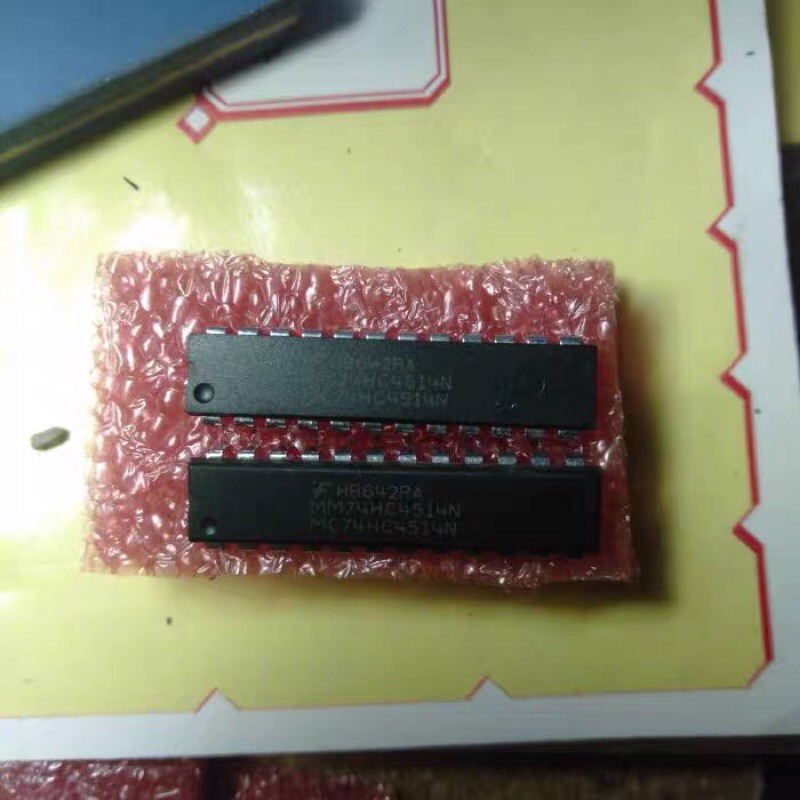 1pc Ic Mm74Hc4514N Mc74Hc4514N Dip