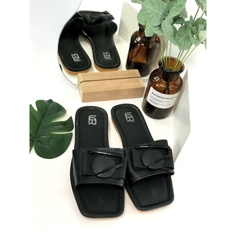 Sandal Slop Gesper BEST SELLER Import LCR 2078-1-Hitam