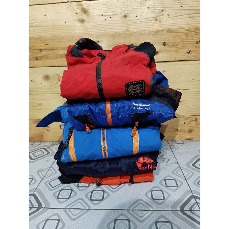 BORONGAN JAKET OUTDOOR
