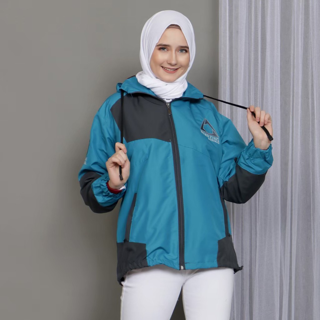 Jaket Parasut Hoodie Waterproof Wanita AMZ MOUNTLIGHT / Jaket Gunung Wanita