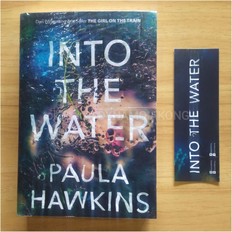 Novel Into the Water - Paula Hawkins