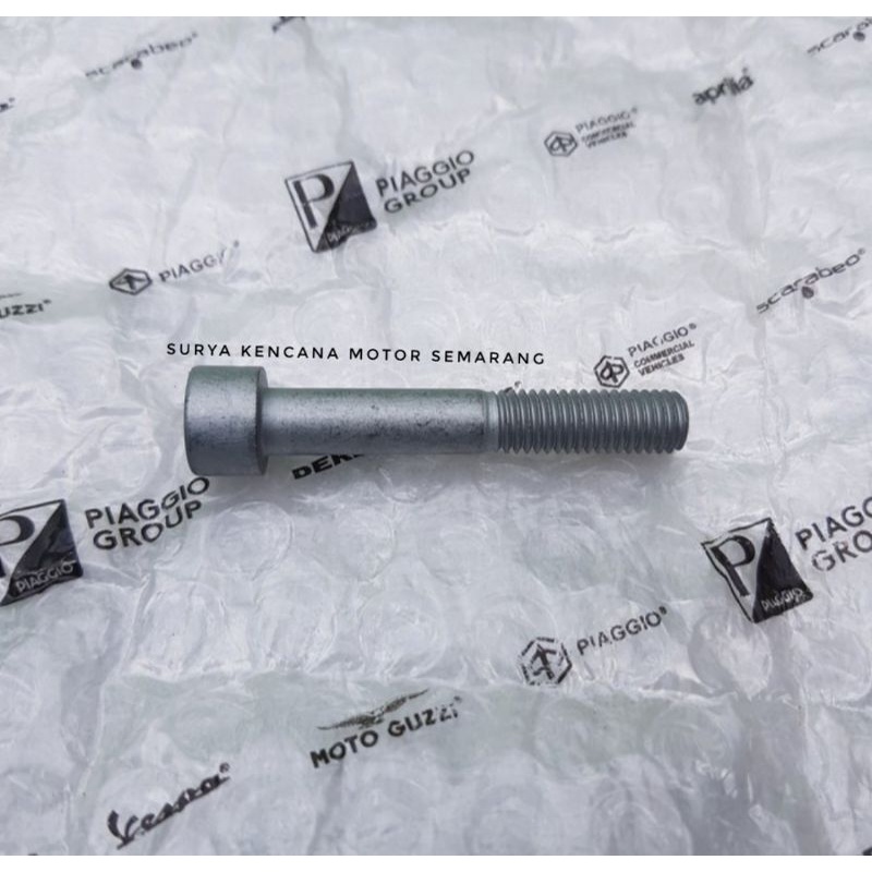 Baut bracket breket knalpot Vespa Matic LX LXV S GTS Sprint Primavera asli original