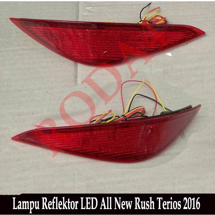 Lampu Reflektor Bumper Belakang LED  All New Rush Terios 2018 Nyala