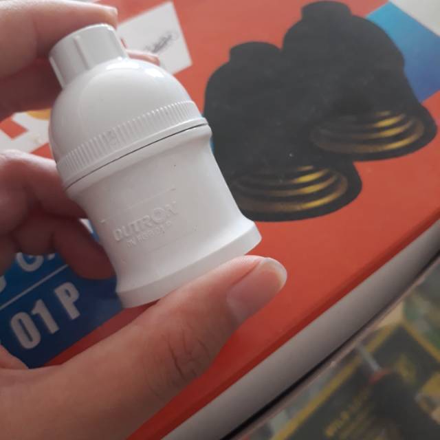 Dutron Fitting gantung lampu