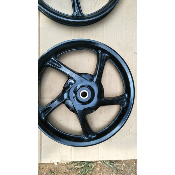 velg vleg plek pelek velek mio m3 satu set velg mio m3 velg m3 velg yamaha mio m3