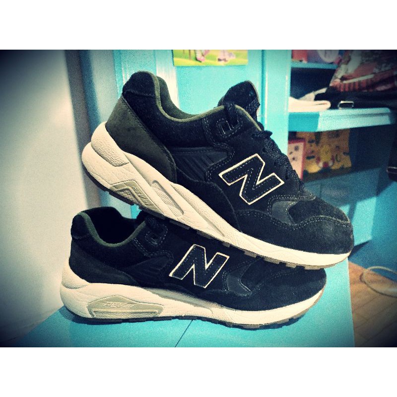 NewBalance580REVlite