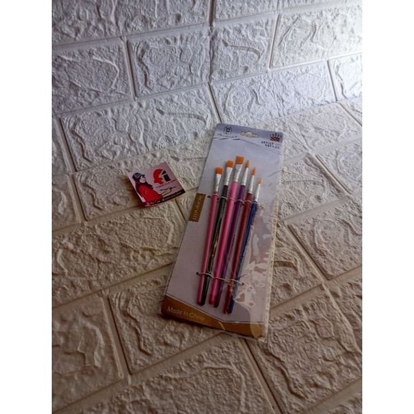 

kuas lukis 1 set isi 6