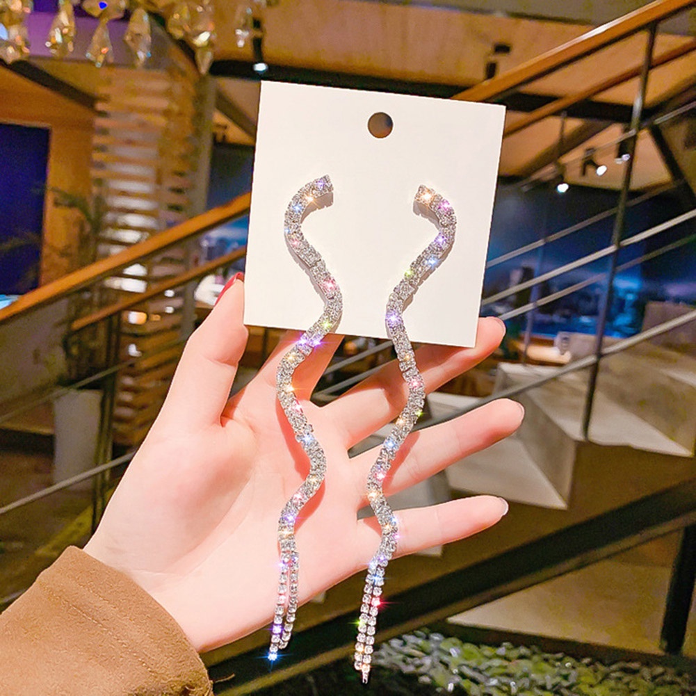 Perhiasan Anting Rumbai Panjang Aksen Mutiara Berlian Imitasi Untuk Wanita