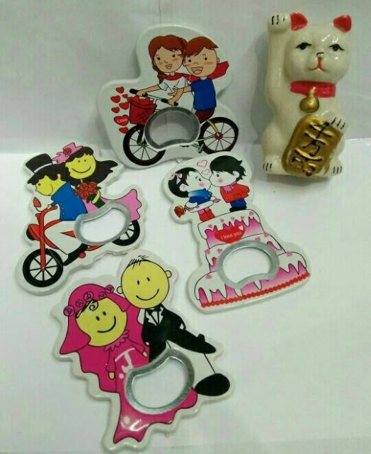 SOUVENIR PERNIKAHAN PEMBUKA BOTOL MAGNET / SOUVENIR PEMBUKA BOTOL KARAKTER
