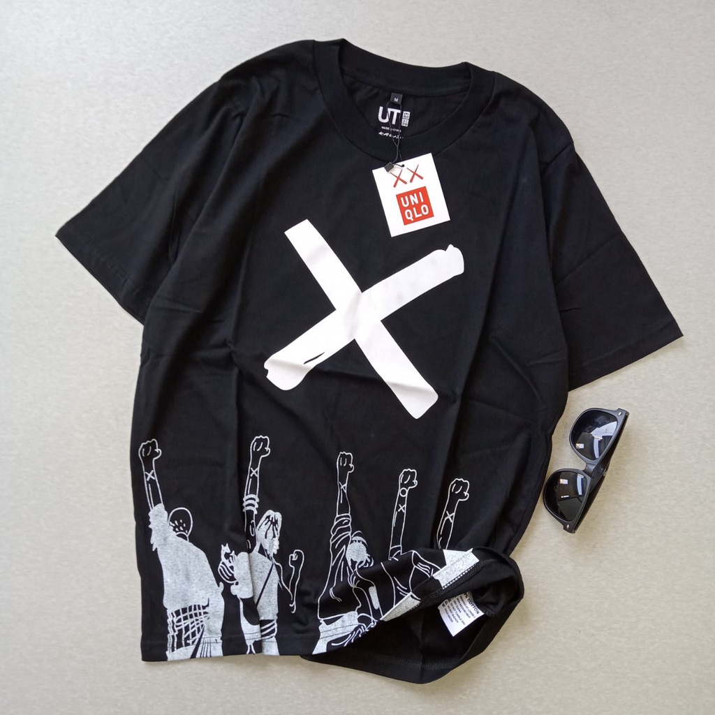 Kaos Uniqlo X Kaws Fullprint T shirt Baju Premium-hitam onepiece