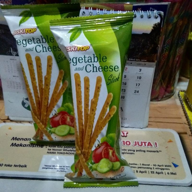 

Biskitop Vegetable and Cheese Stick - Netto 60 gr