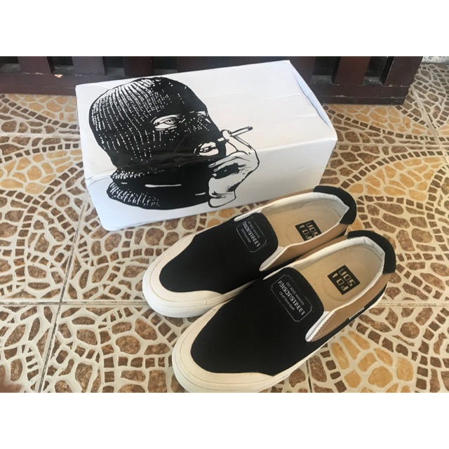 Poison street - slip on noir black brown