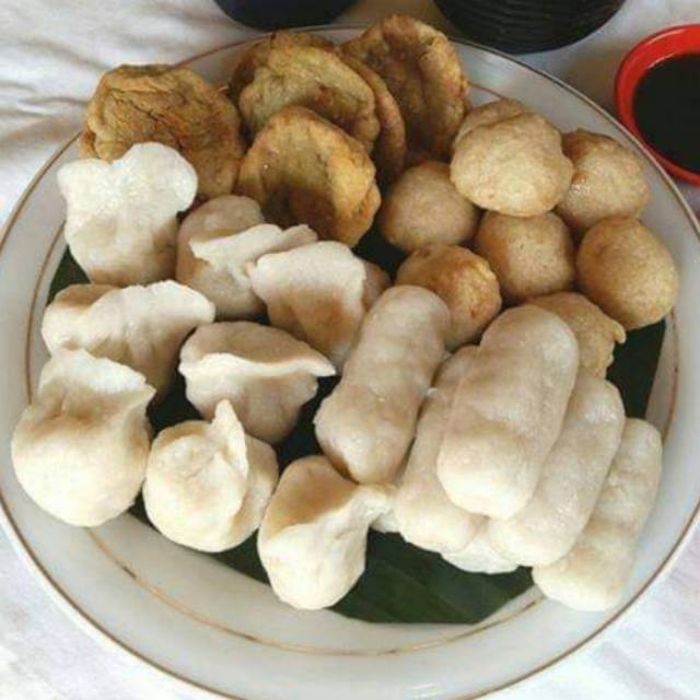 

Paket Pempek Kecil Campur