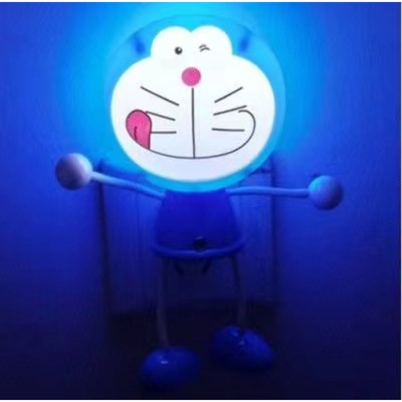 Lampu hias colokan listrik /lampu tidur /sensor gelap/ kaki Doraemon/HELLO KITTY TERMURAH PROMO