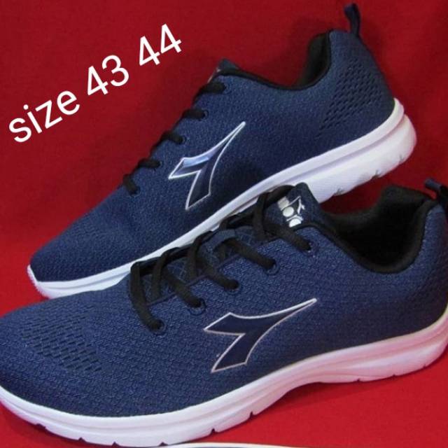 Diadora men