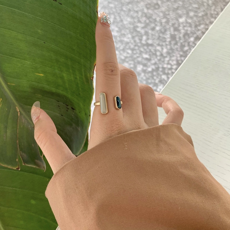 Zomi Cincin Model Terbuka Desain Geometri Gaya Vintage / Simple Untuk Wanita