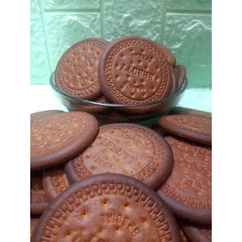 

biskuit Marie gosong berat 250gr