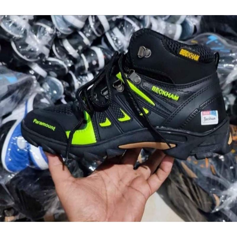 sepatu gunung beckham