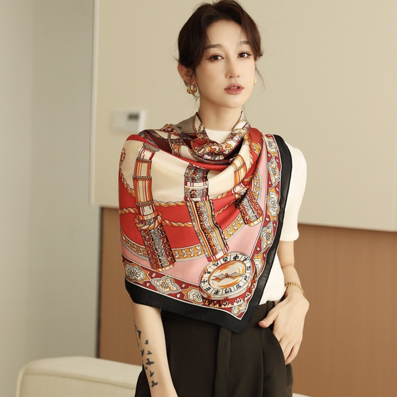 Scarf &quot;Brea&quot; 110 x 110 bahan Sutra Imitasi HIGH GRADE, Scarf Mewah