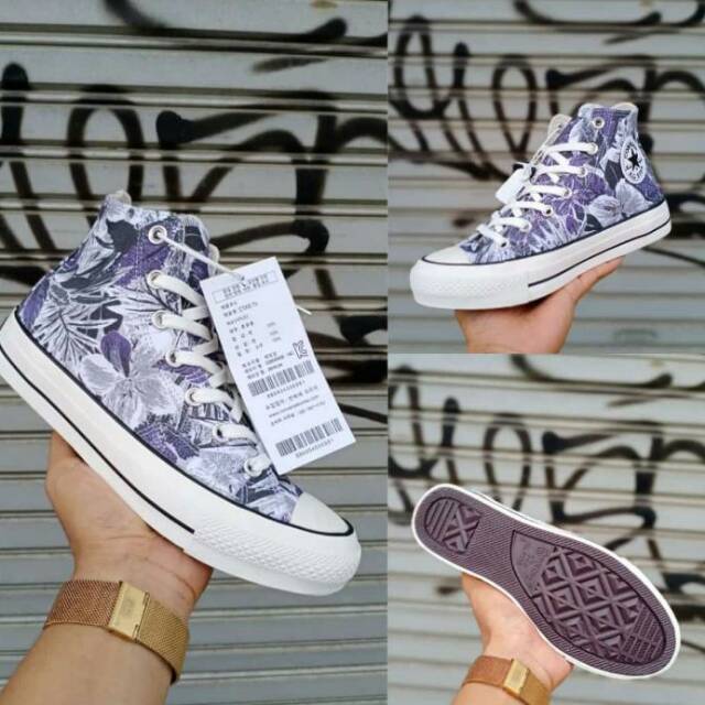 sepatu converse motif bunga