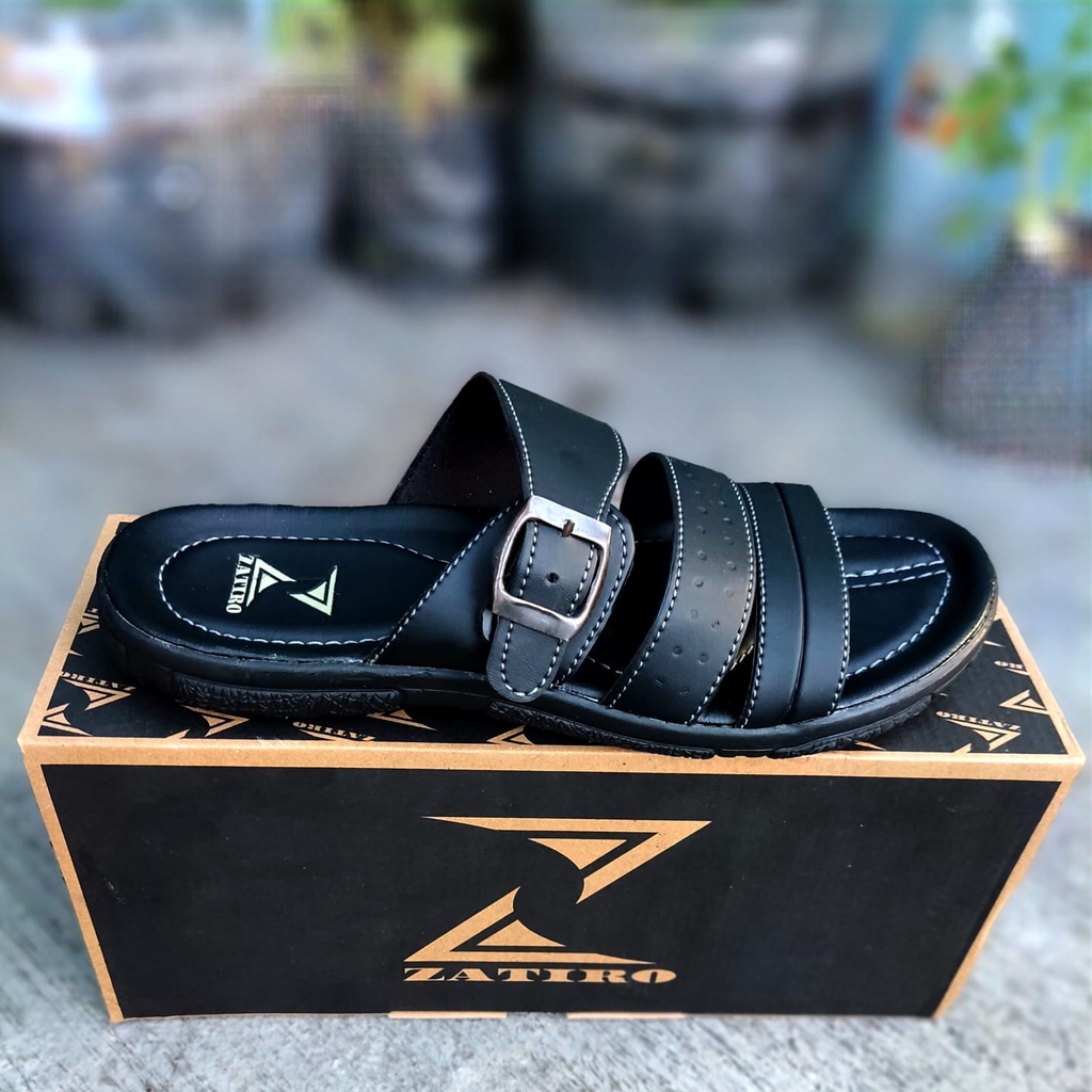 Diskon Murah Lebay Sendal Slip On Slop Karet Kokop Fullblack Hitam Casual Pria By Fashion ZTR Design AntiSlip Style Kekinian (Unisex)