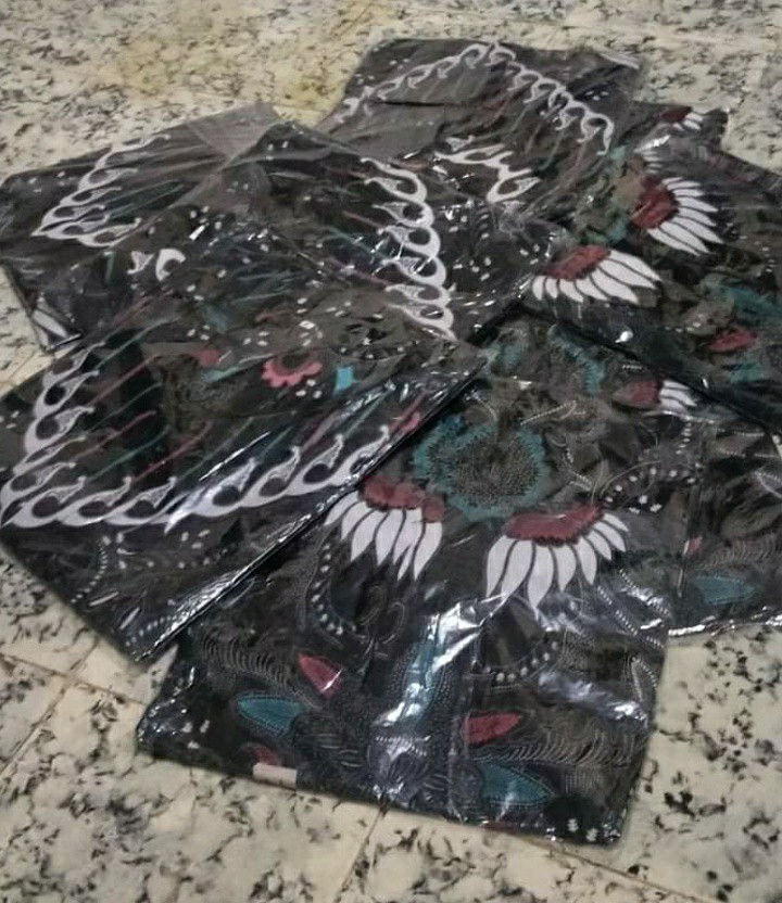 Batik Couple Keluarga Sania Ruffle Ori Ndoro Jowi Dnt