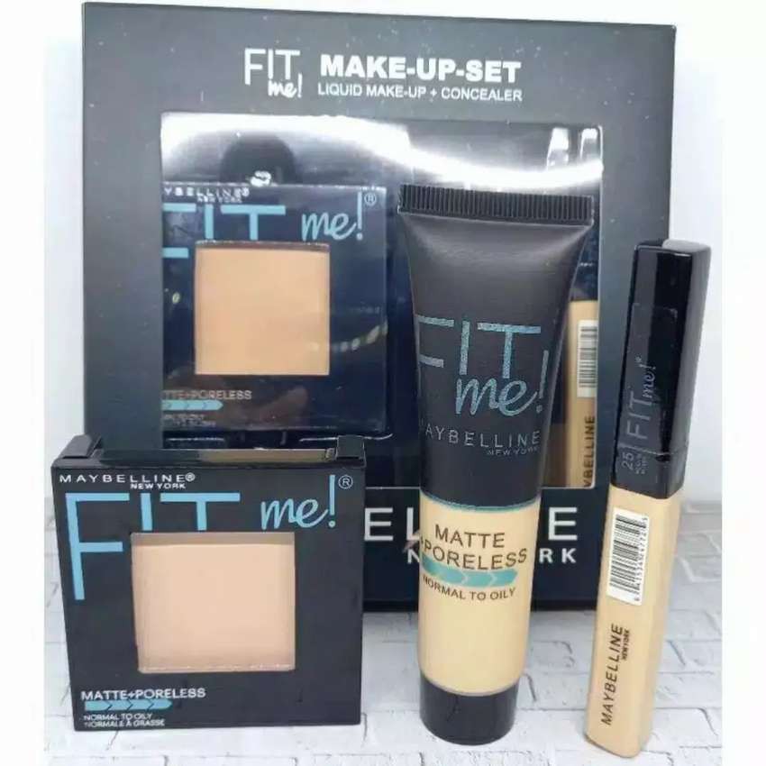 Paket Makeup Eyeshadow &amp; Foundation 3in1 Maybelline