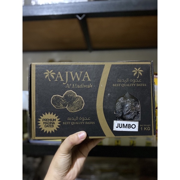 

KURMA AJWA MADINA JUMBO 1 KG