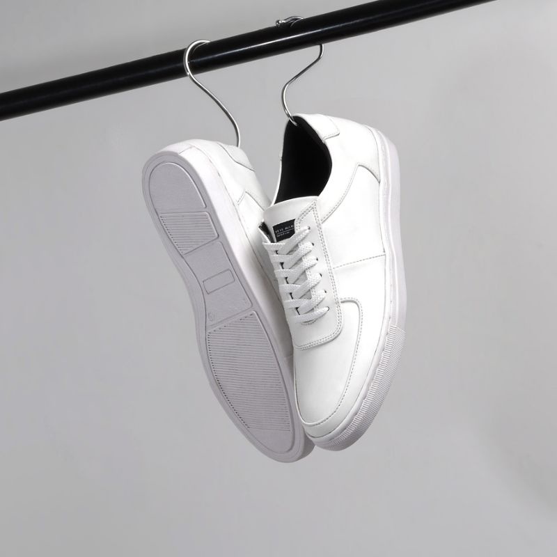 SEPATU CASUAL COWOK FAMO FULL WHITE