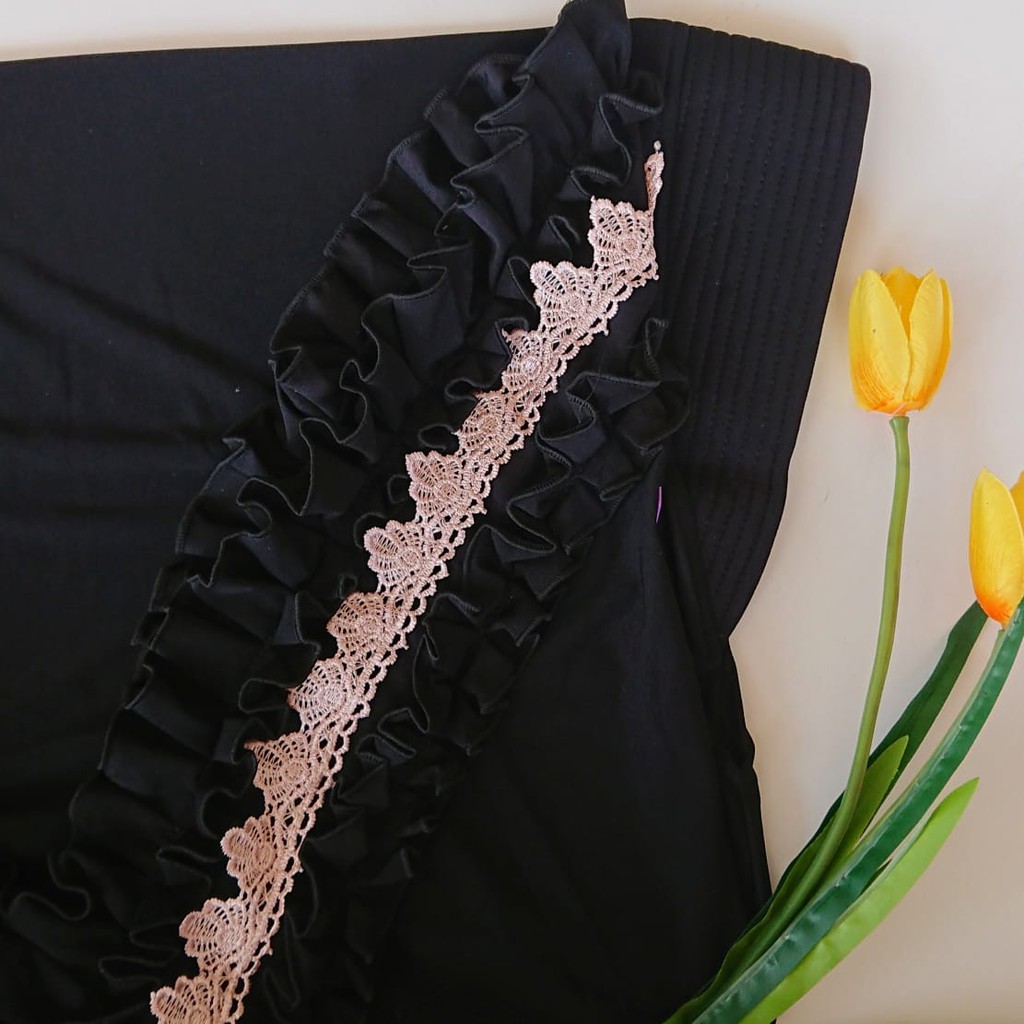 Jilbab Instan Rempel Gotik Prada Premium/Hijab Harian Rempel Depan Jersey Super Premium Daura-Hitam