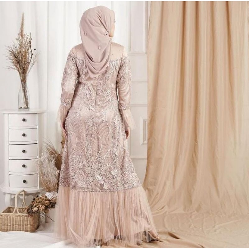 preloved gaun pesta, gaun berukat, gaun syahnaz By Qonita Butik