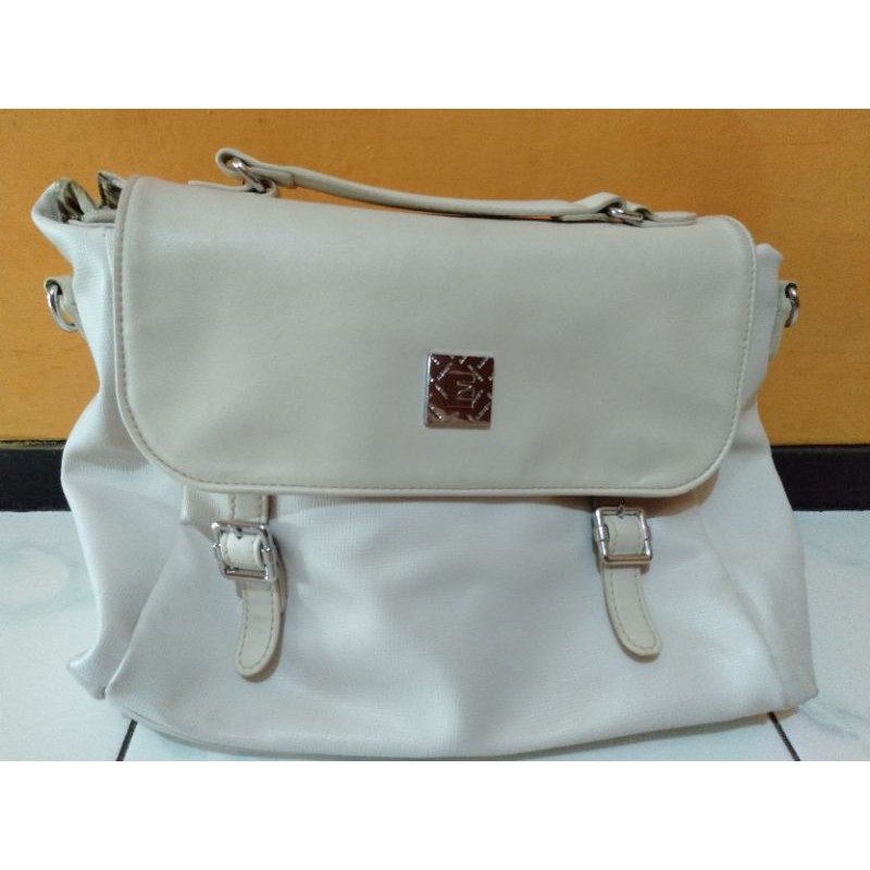 Preloved Tas Slingbag ELIZABETH original