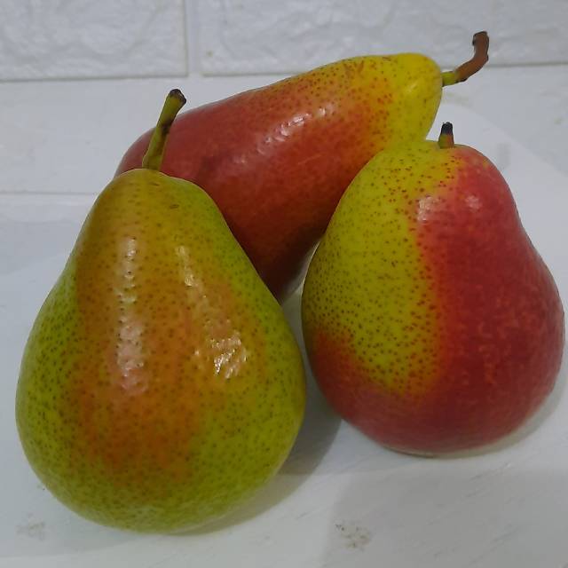 

buah pir poreli