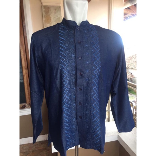 BAJU KOKO MEREK PREVIEW PLUS/SIZE S/PRELOVED PRIBADI