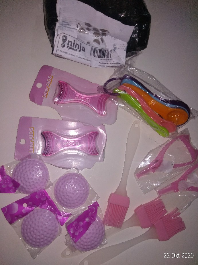 Pengaman Gagang Pintu Silikon Bulat Benturan Engsel Tembok Dinding