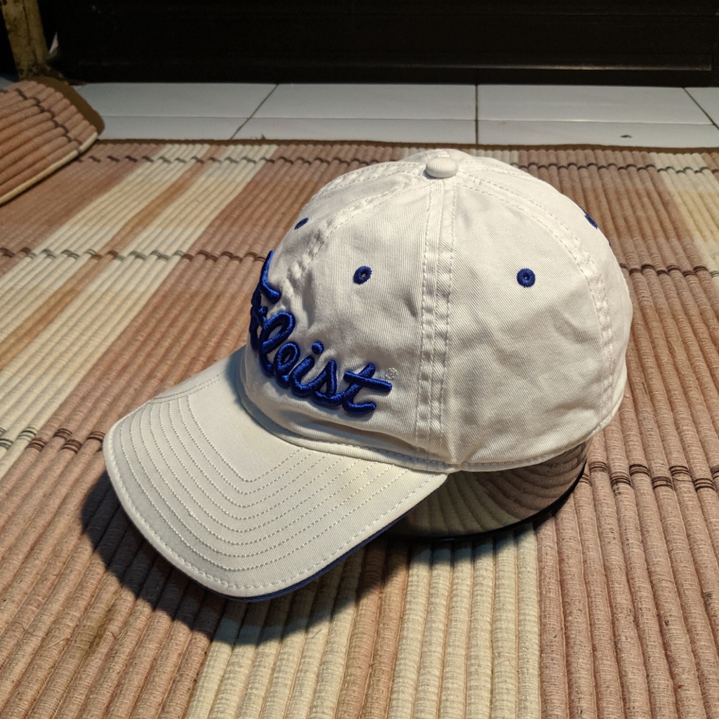 Topi Golf TITLEIST By NEW ERA White Adjustable Cap Original Second