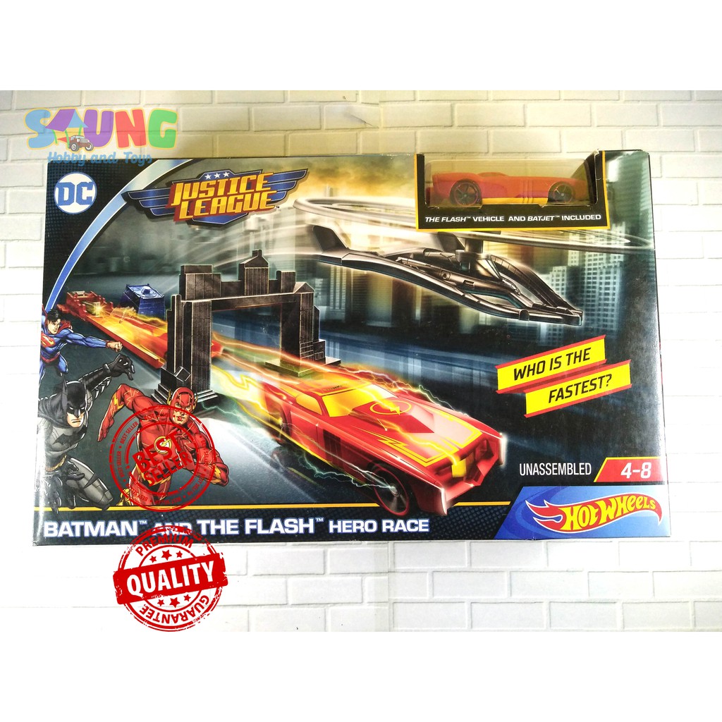 HOTWHEELS TRACK SET BUILDER FLASH INCLUDE 1 MOBIL  GOVNER LANGKA BASIC MOBIL BALAP CAR - HOT WHEELS